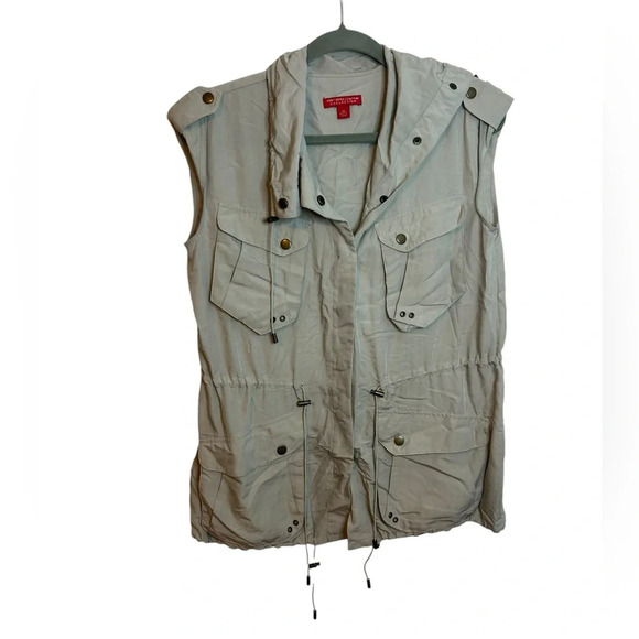 New York & Company Beige Lightweight Safari Vest - Picture 1 of 4